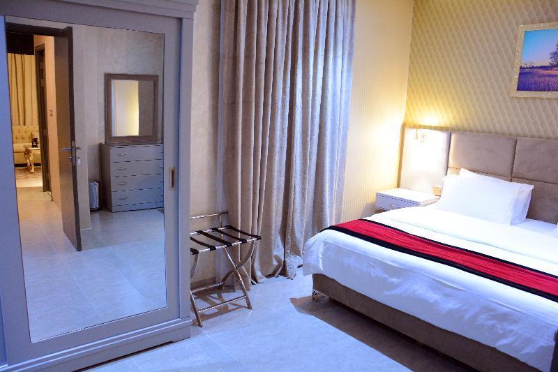 Aparthotel ذا فيفتى ايت السالمية Kuwait City Exteriér fotografie