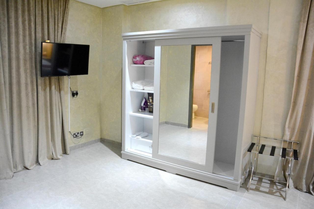 Aparthotel ذا فيفتى ايت السالمية Kuwait City Exteriér fotografie